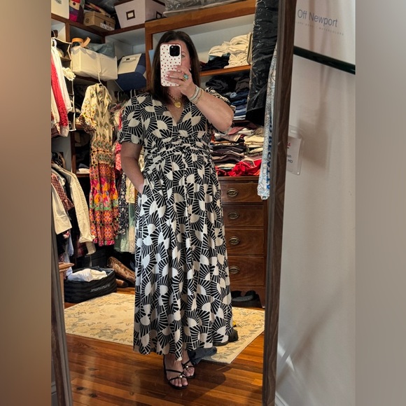 Anthropologie Katerina Button down Puff-Sleeve V-Neck Printed Maxi Dress Small - Picture 10 of 16